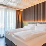 Plaza Premium Ξενοδοχείο 4*