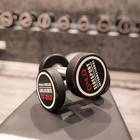 Hotel Plaza Premium 4*