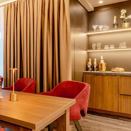 Hotel Plaza Premium