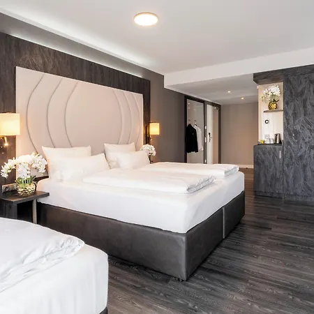 Plaza Premium